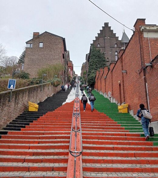 bueren stairs palestine flag belgium